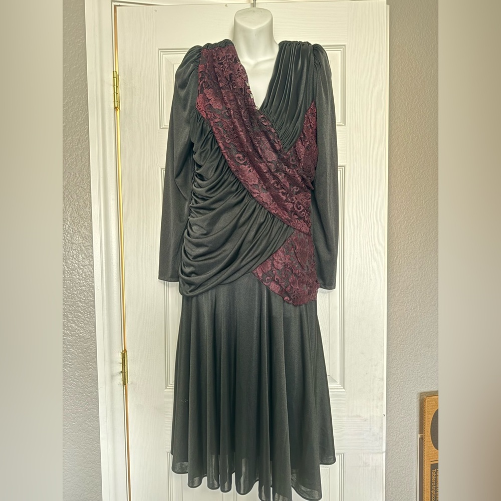 Vintage Filigree Draped Lace Dress Black Burgundy Gothic 80s l/xl